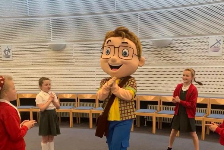 Harry Hampshire with children